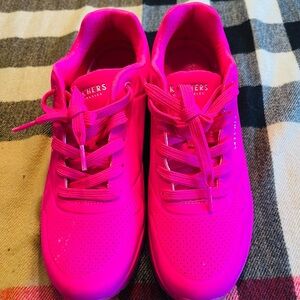 Skechers Hot Pink Sneakers
